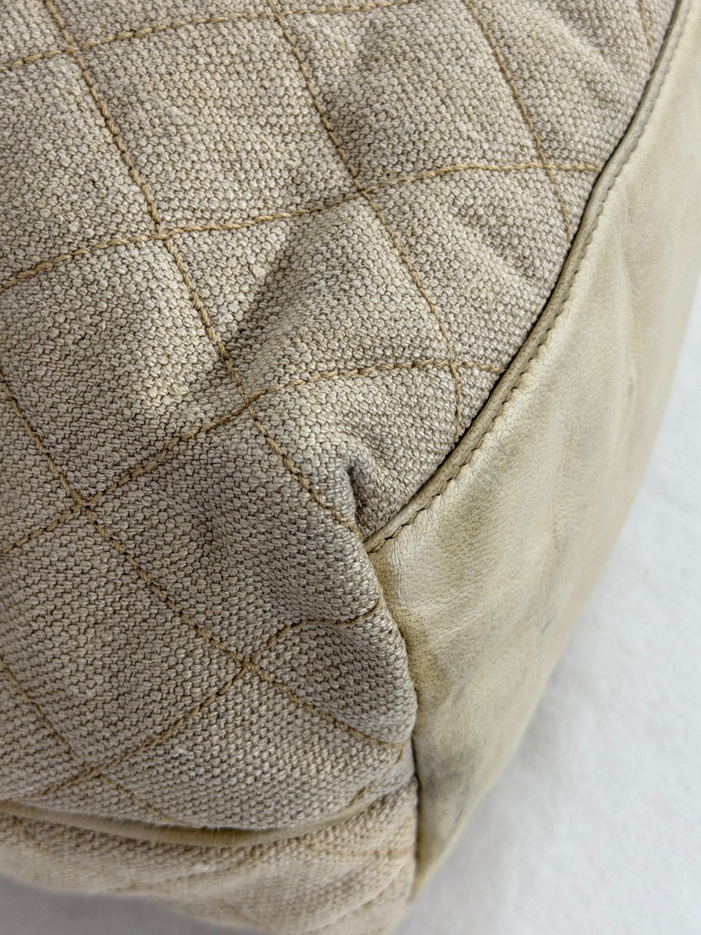 Chanel Vintage Beige Linen Quilted Drawstring Bucket Bag