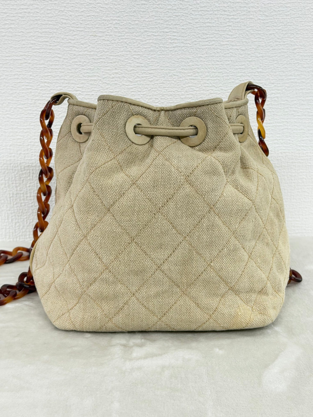 Chanel Vintage Beige Linen Quilted Drawstring Bucket Bag