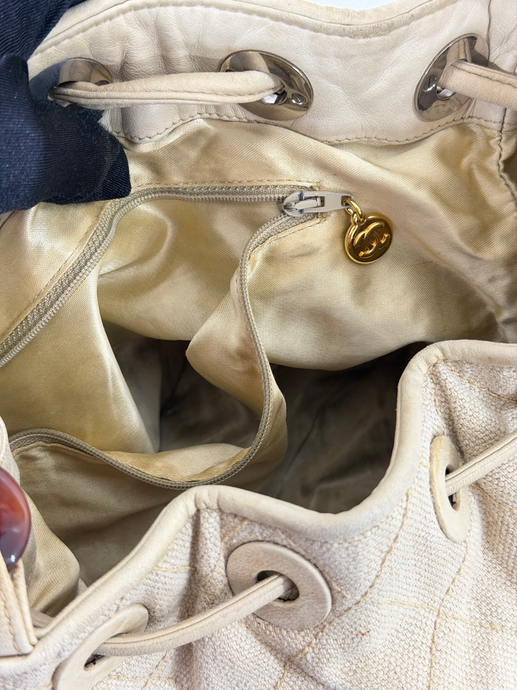 Chanel Vintage Beige Linen Quilted Drawstring Bucket Bag