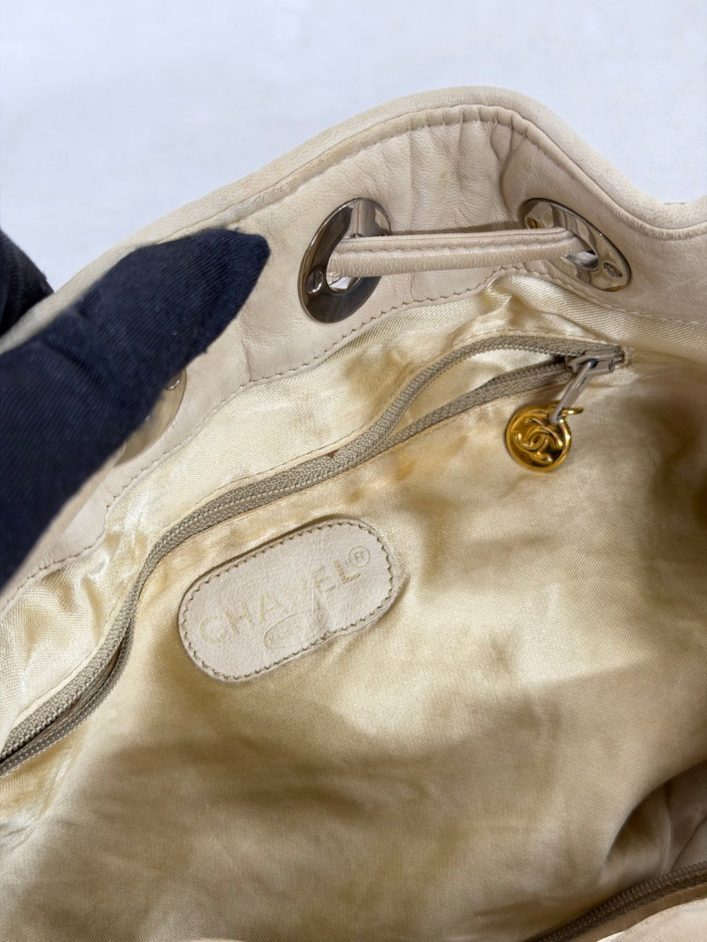 Chanel Vintage Beige Linen Quilted Drawstring Bucket Bag