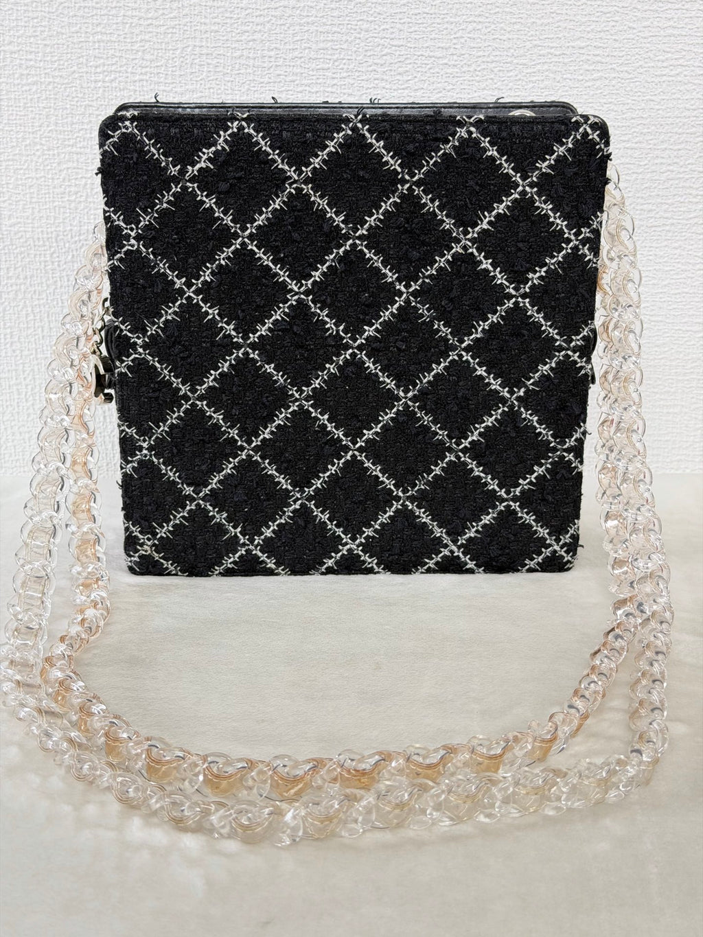 Chanel Diamond Stitch Tweed and Resin Chain Shoulder Bag