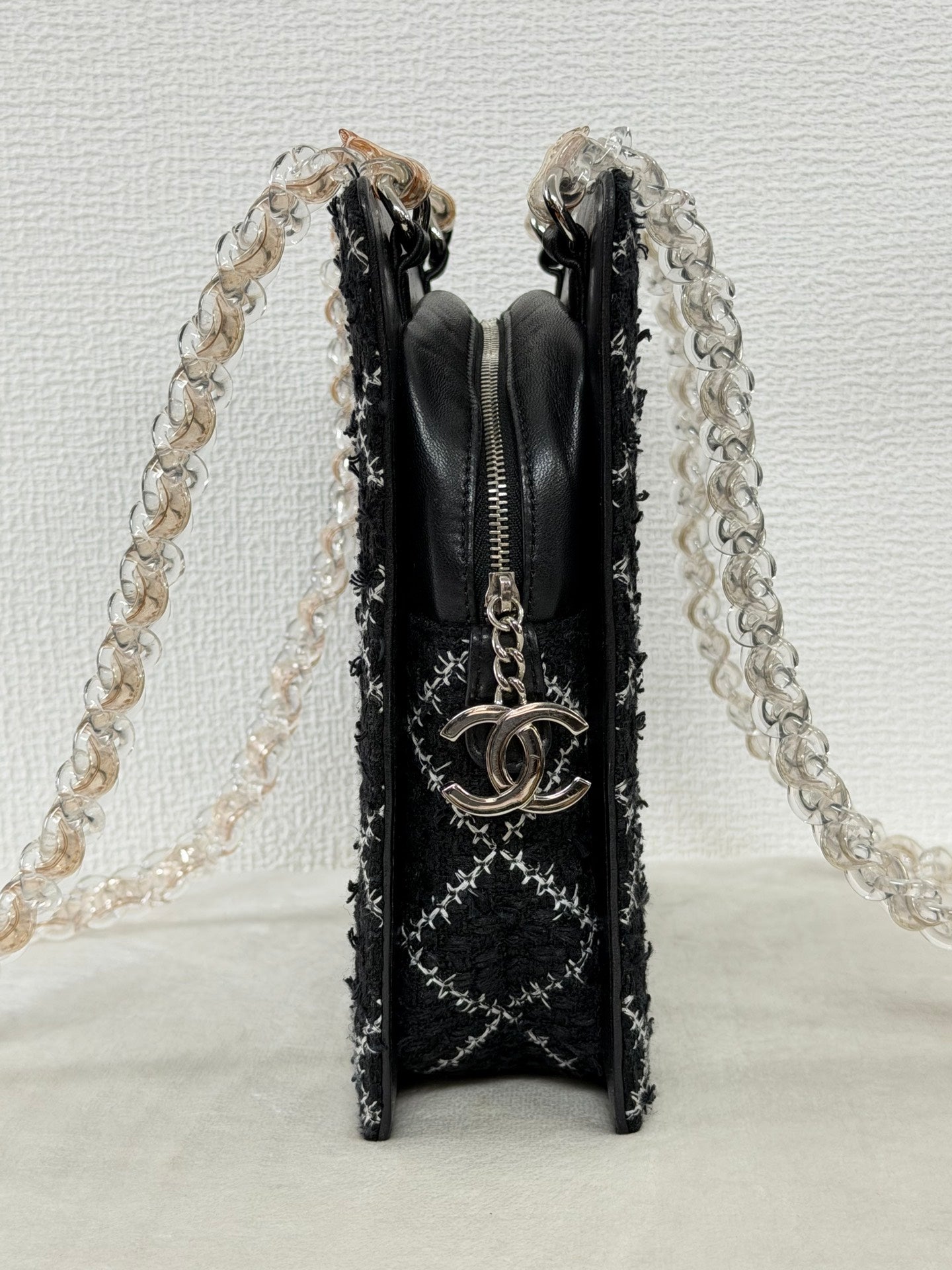 Chanel Diamond Stitch Tweed and Resin Chain Shoulder Bag