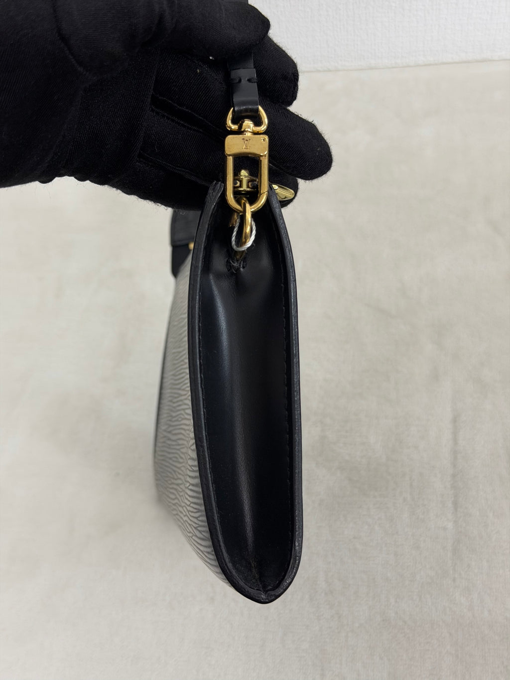 LOUIS VUITTON Epi Shoulderbag