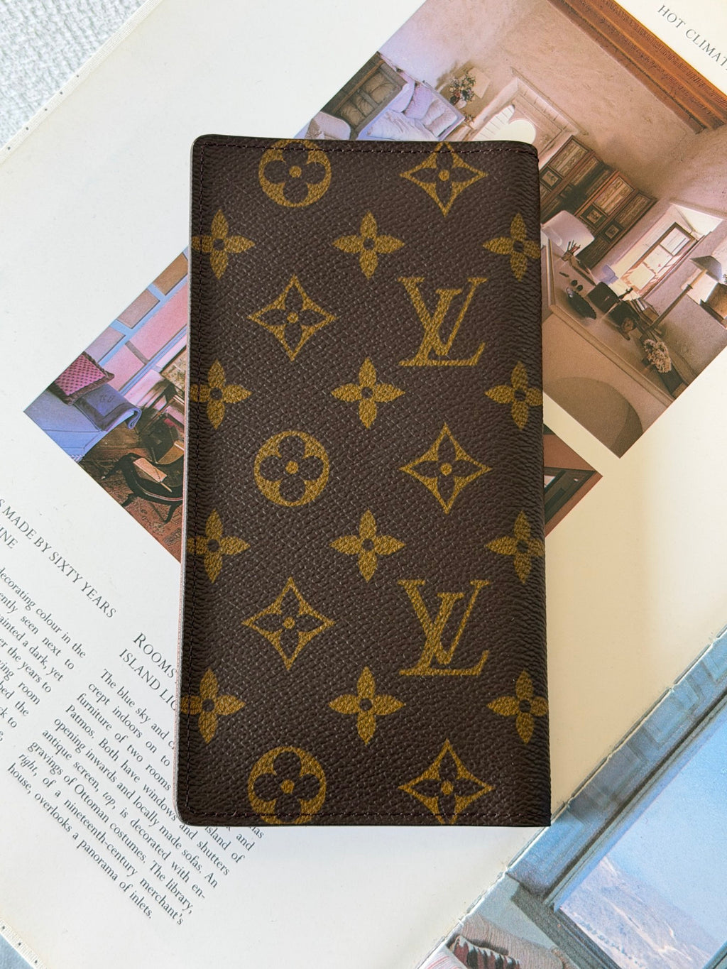 LOUIS VUITTON Monogram Bifold Wallet