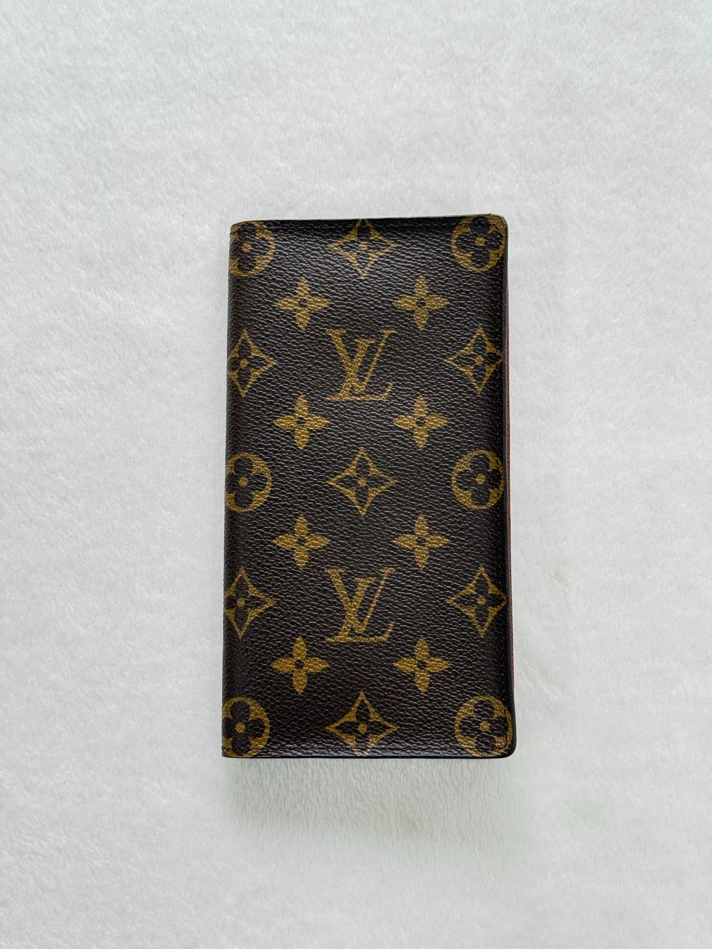 LOUIS VUITTON Monogram Bifold Wallet