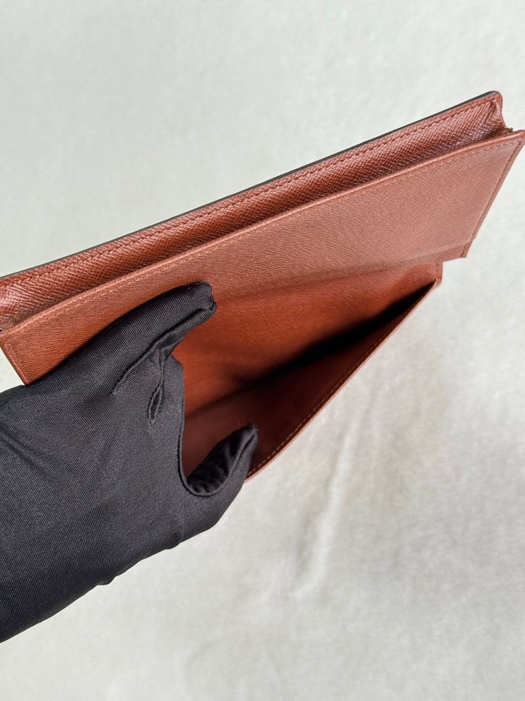 LOUIS VUITTON Monogram Bifold Wallet