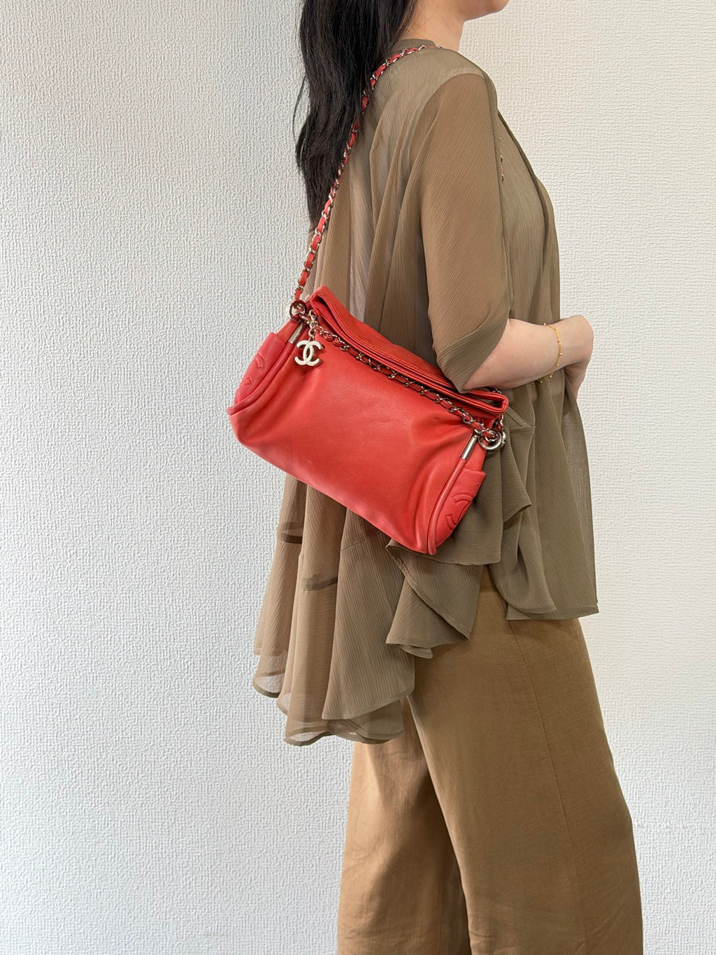 CHANEL Ultimate Soft HoboLambskin Chainbag