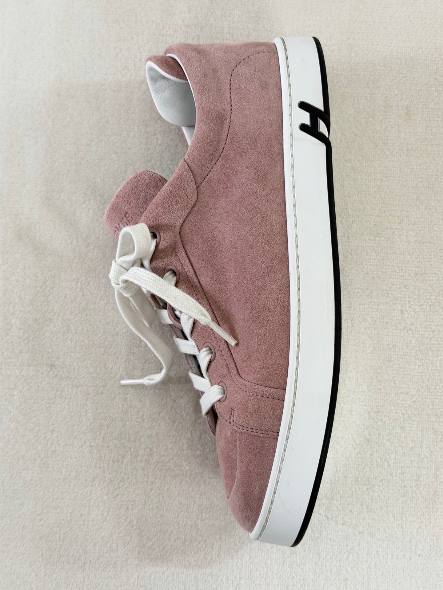 HERMES Sneaker