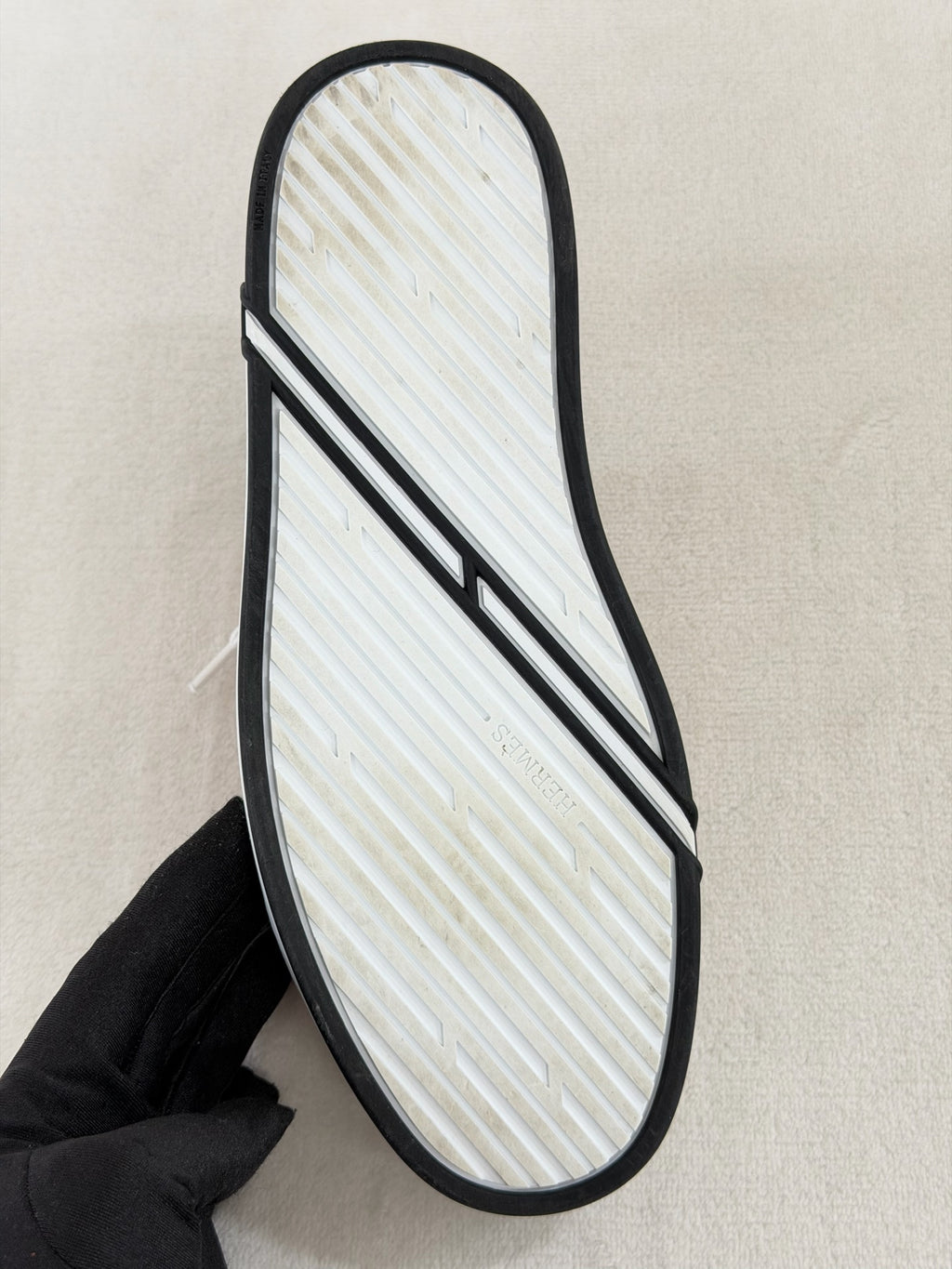 HERMES Sneaker