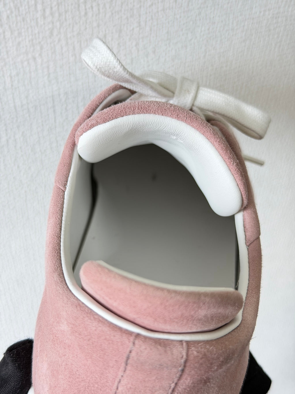 HERMES Sneaker