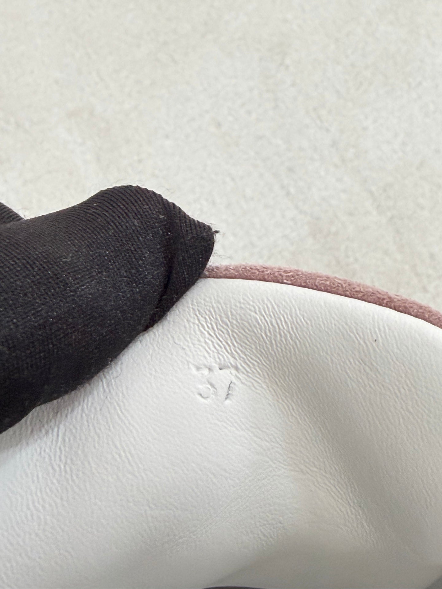 HERMES Sneaker