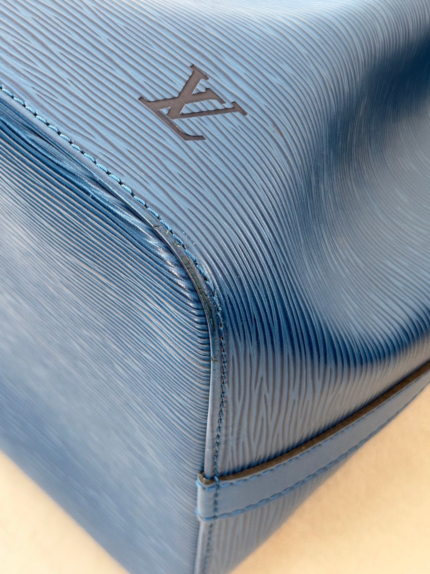 Louis Vuitton Petit Noé Epi Blue