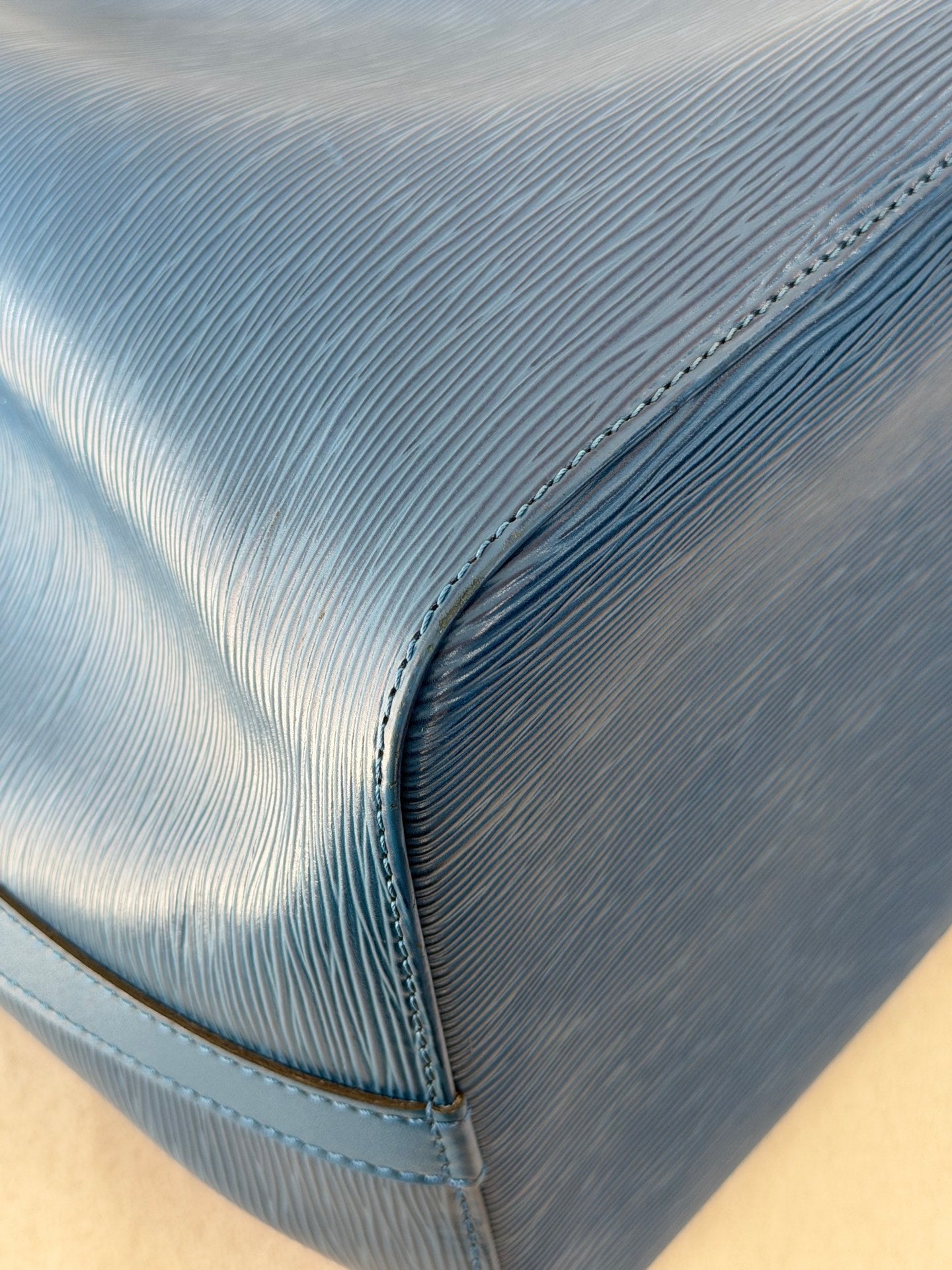 Louis Vuitton Petit Noé Epi Blue