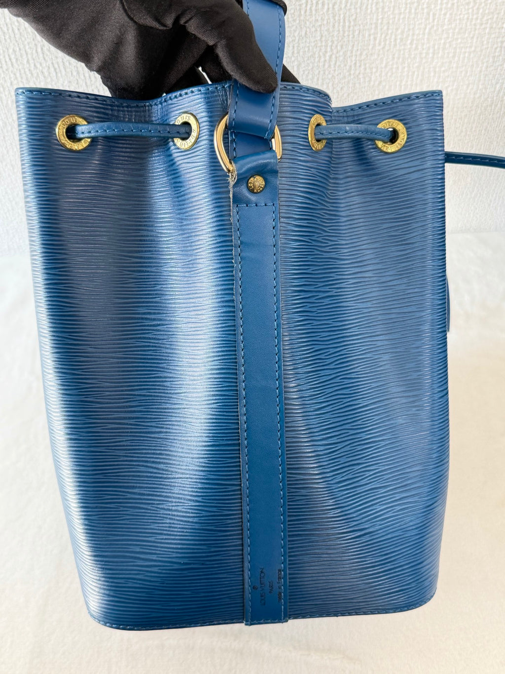 Louis Vuitton Petit Noé Epi Blue