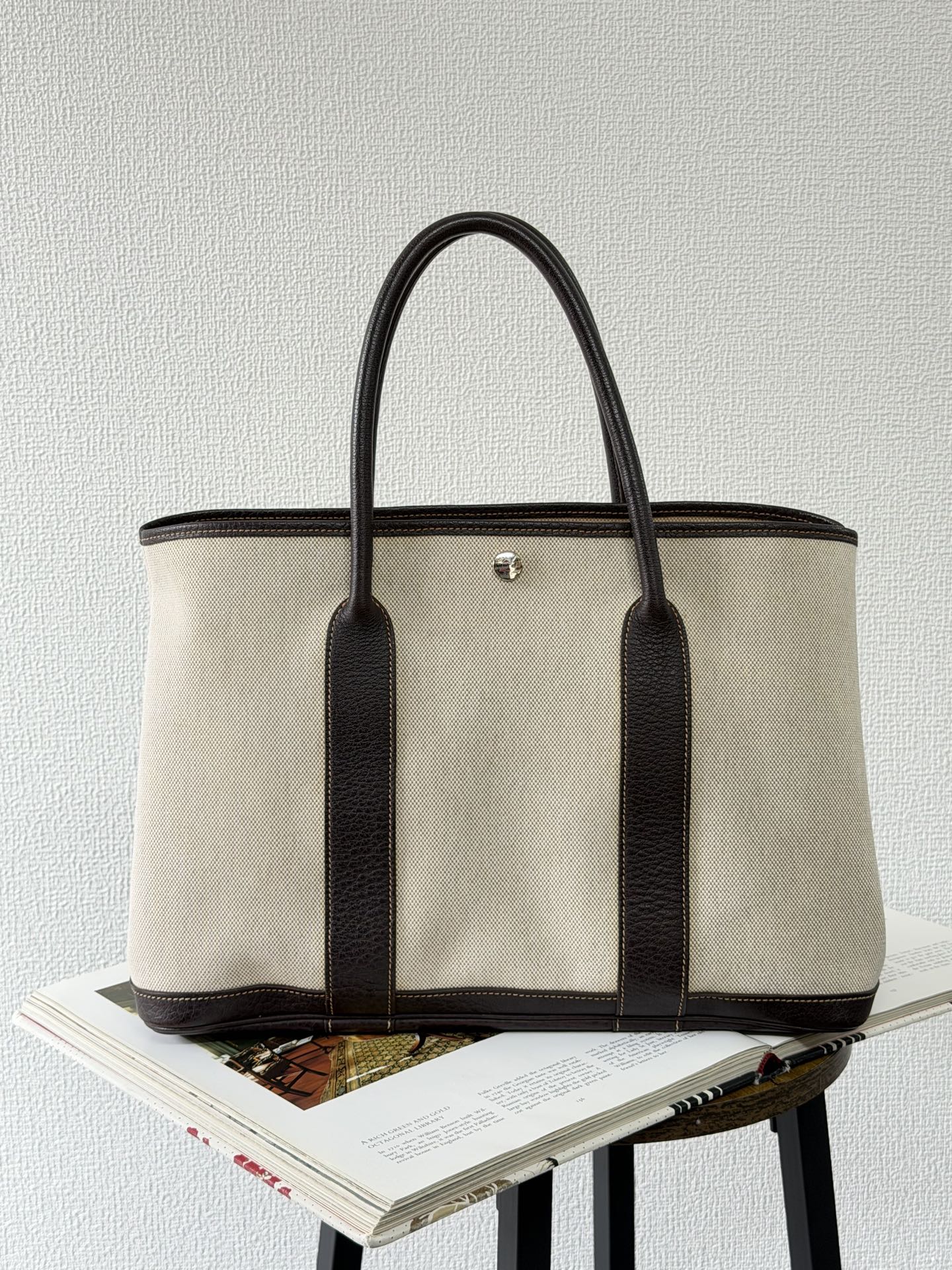 Hermes garden party