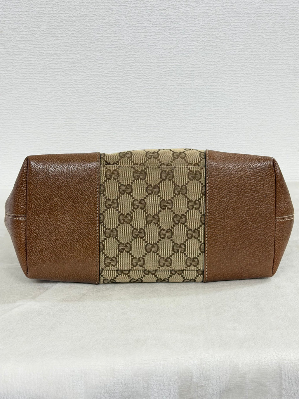 Gucci Bree GG Canvas 2WAY Top Handle Bag