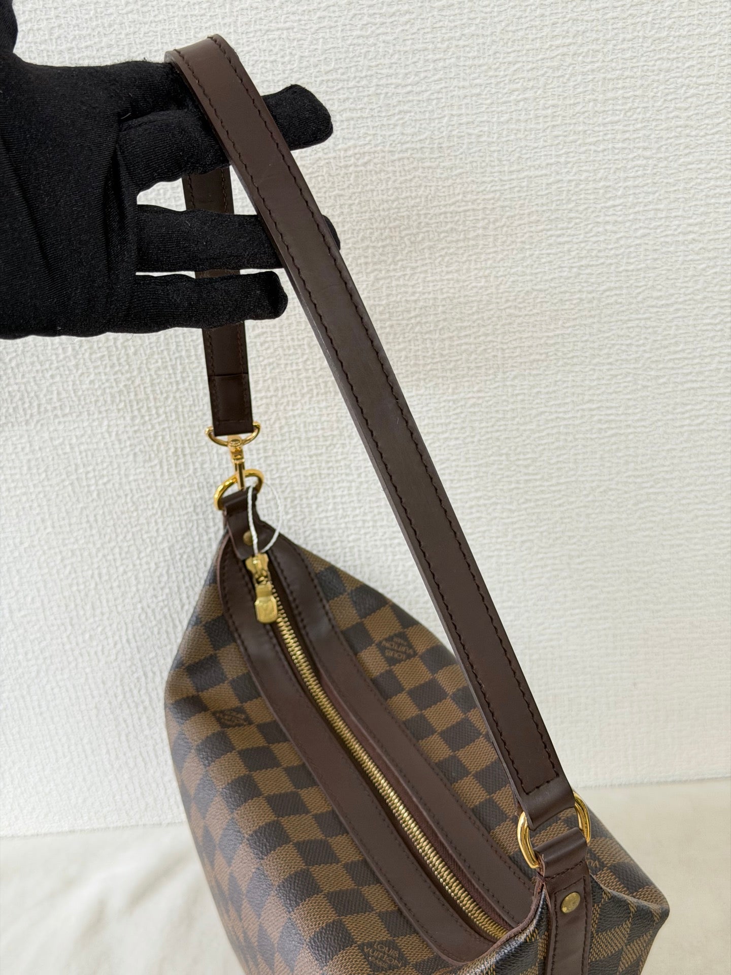 Louis Vuitton Damier Ebene Illovo MM