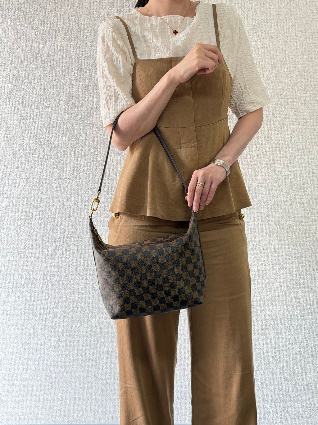 Louis Vuitton Damier Ebene Illovo MM