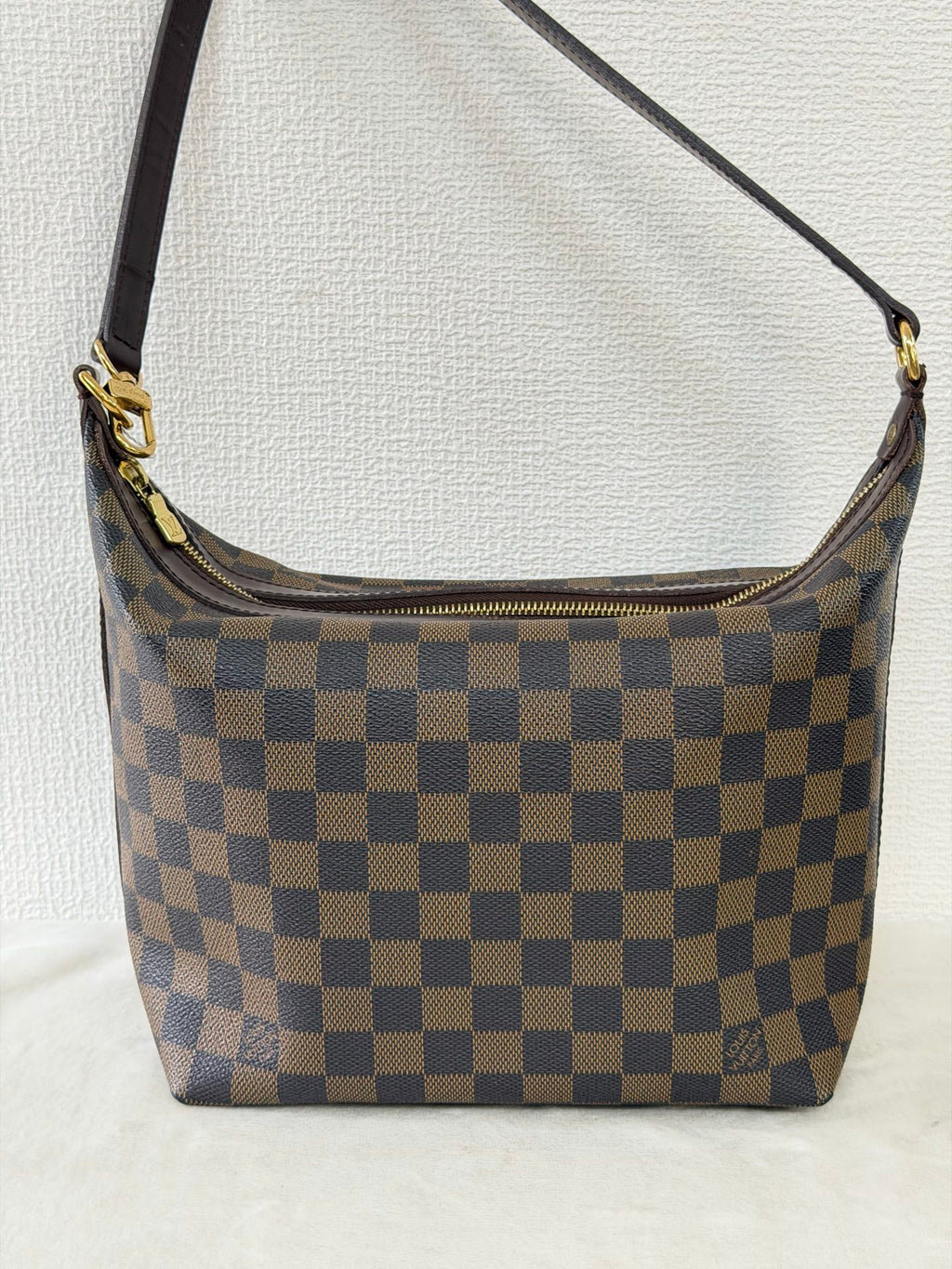 Louis Vuitton Damier Ebene Illovo MM