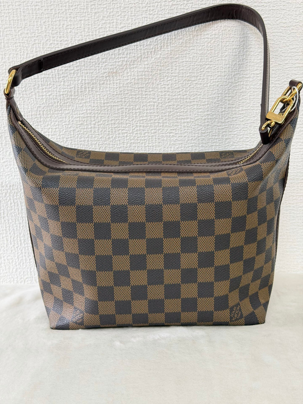 Louis Vuitton Damier Ebene Illovo MM