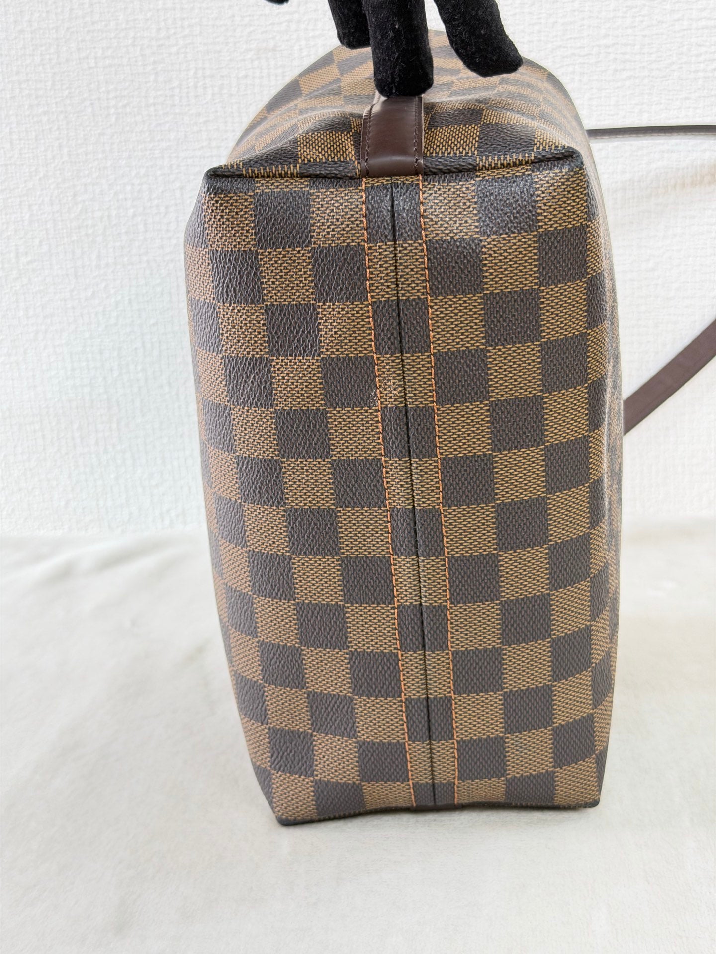 Louis Vuitton Damier Ebene Illovo MM
