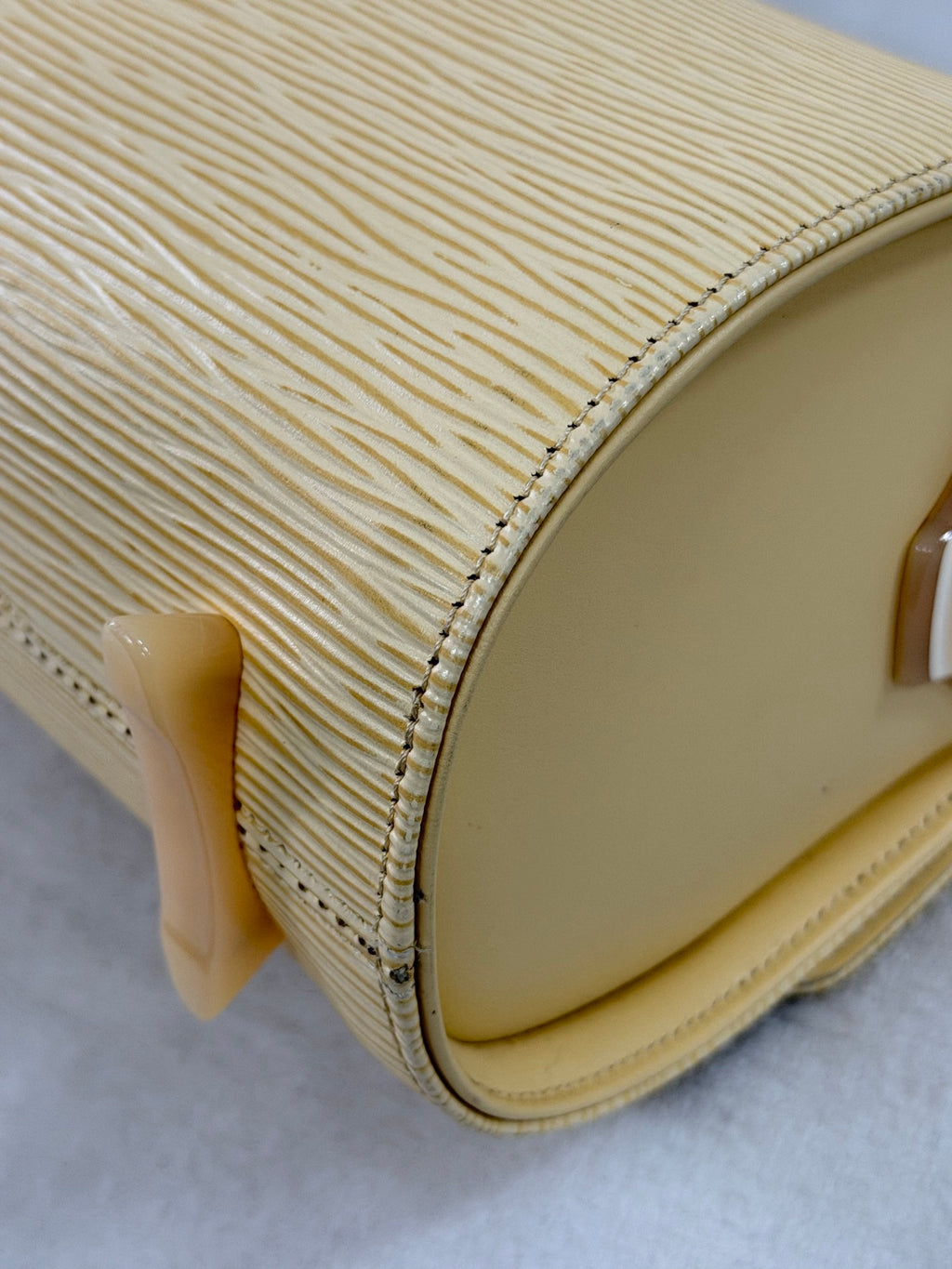 Louis Vuitton Vanilla Epi Leather Nocturne PM Bag