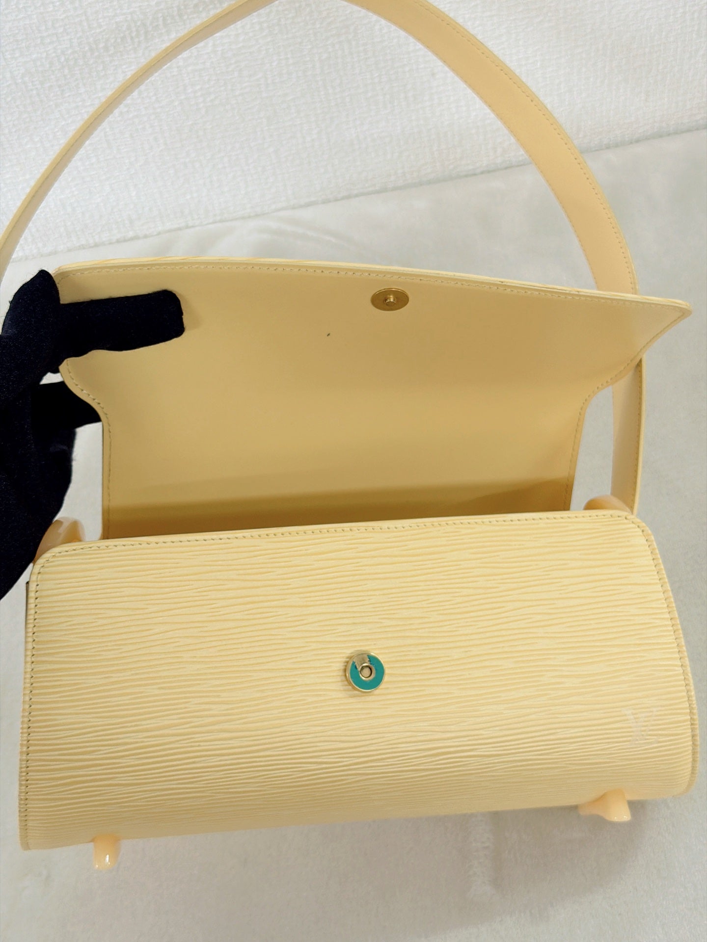 Louis Vuitton Vanilla Epi Leather Nocturne PM Bag