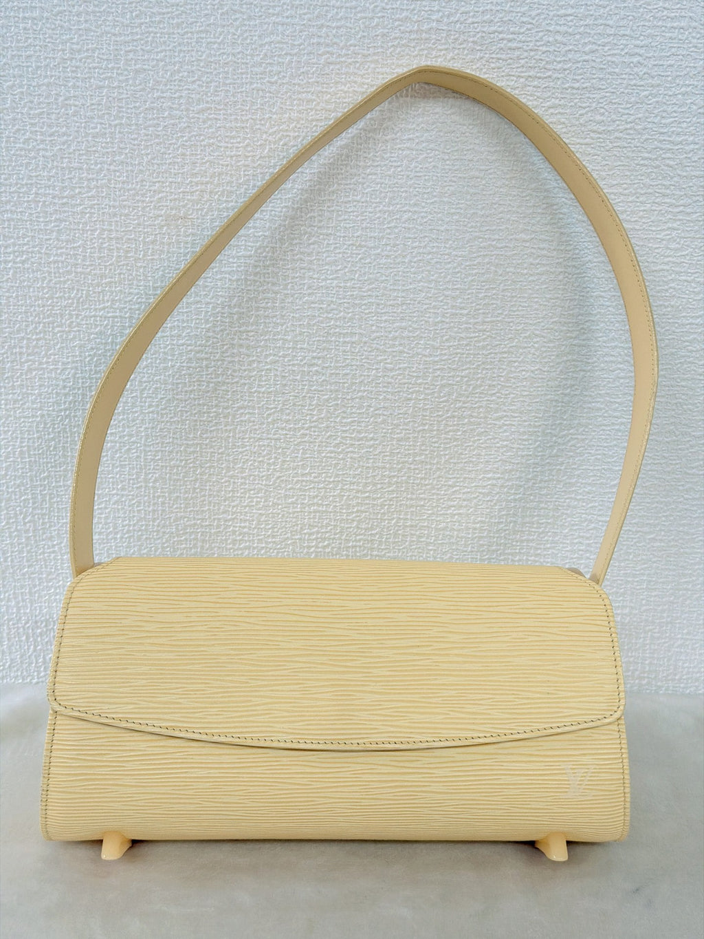 Louis Vuitton Vanilla Epi Leather Nocturne PM Bag