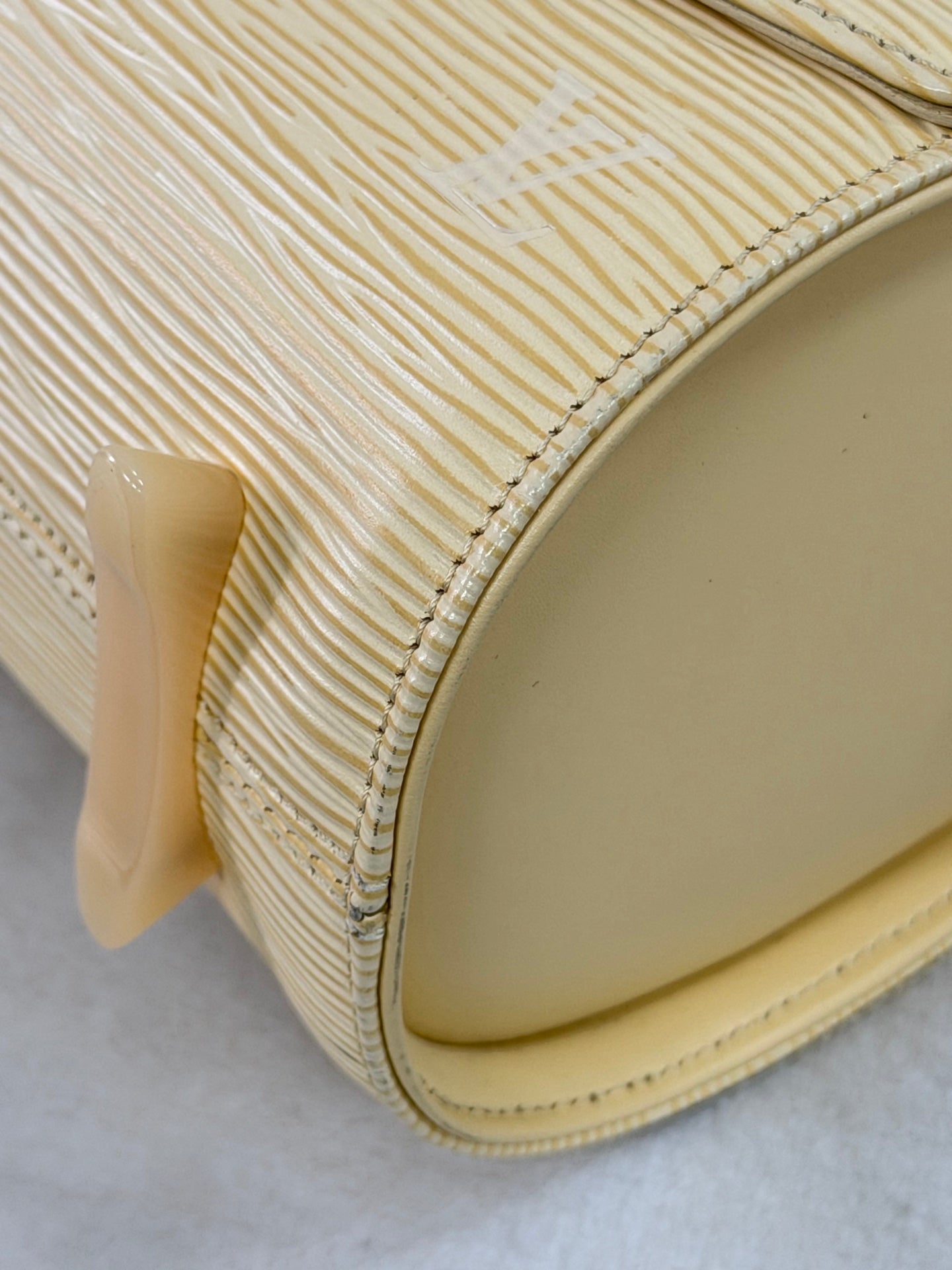 Louis Vuitton Vanilla Epi Leather Nocturne PM Bag