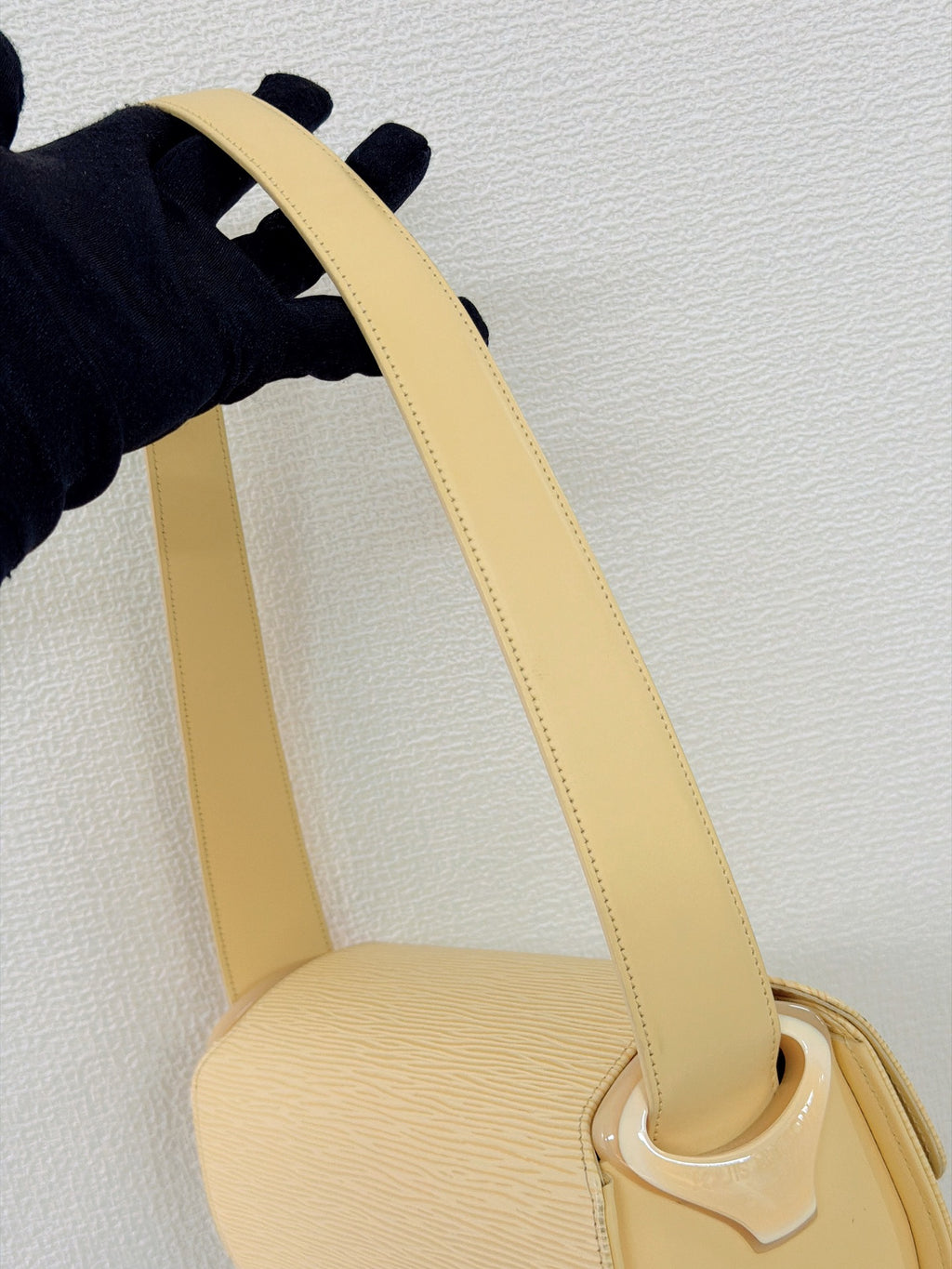Louis Vuitton Vanilla Epi Leather Nocturne PM Bag