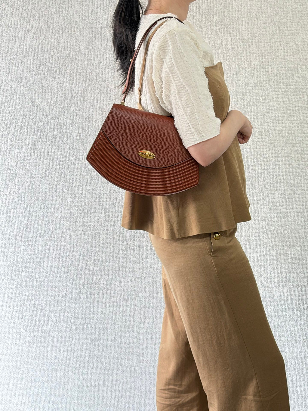 Louis Vuitton Kenyan Fawn Epi Leather Tilsitt Bag