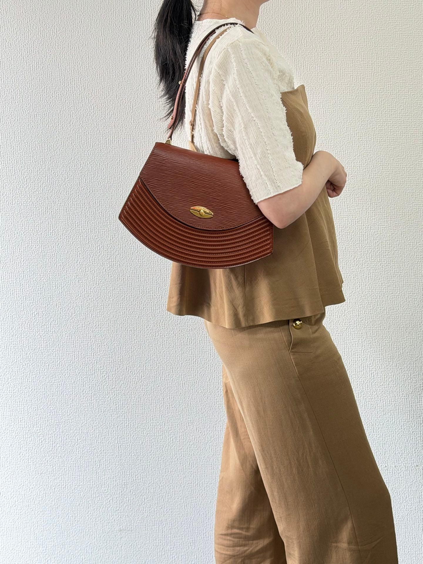 Louis Vuitton Kenyan Fawn Epi Leather Tilsitt Bag
