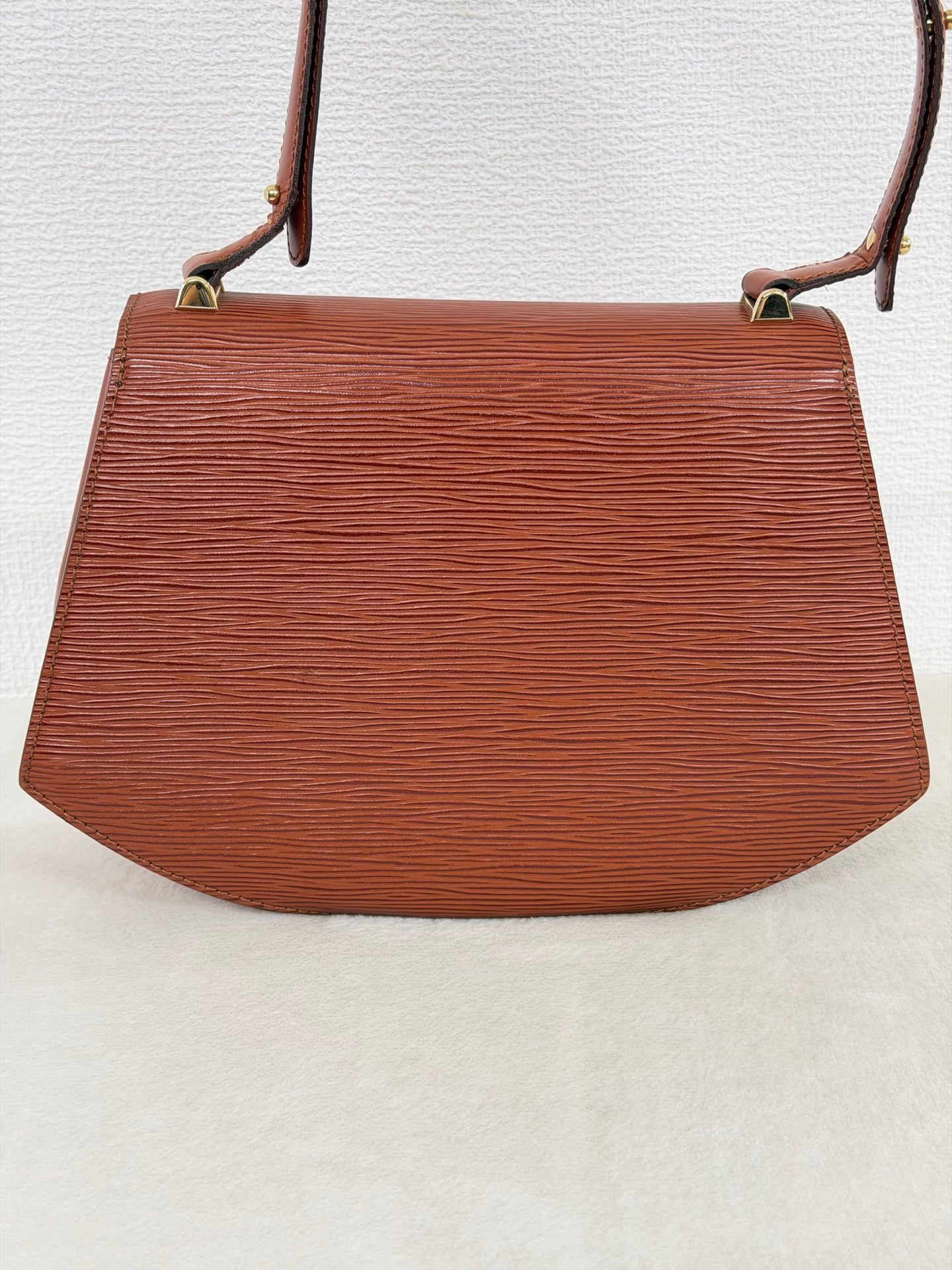 Louis Vuitton Kenyan Fawn Epi Leather Tilsitt Bag