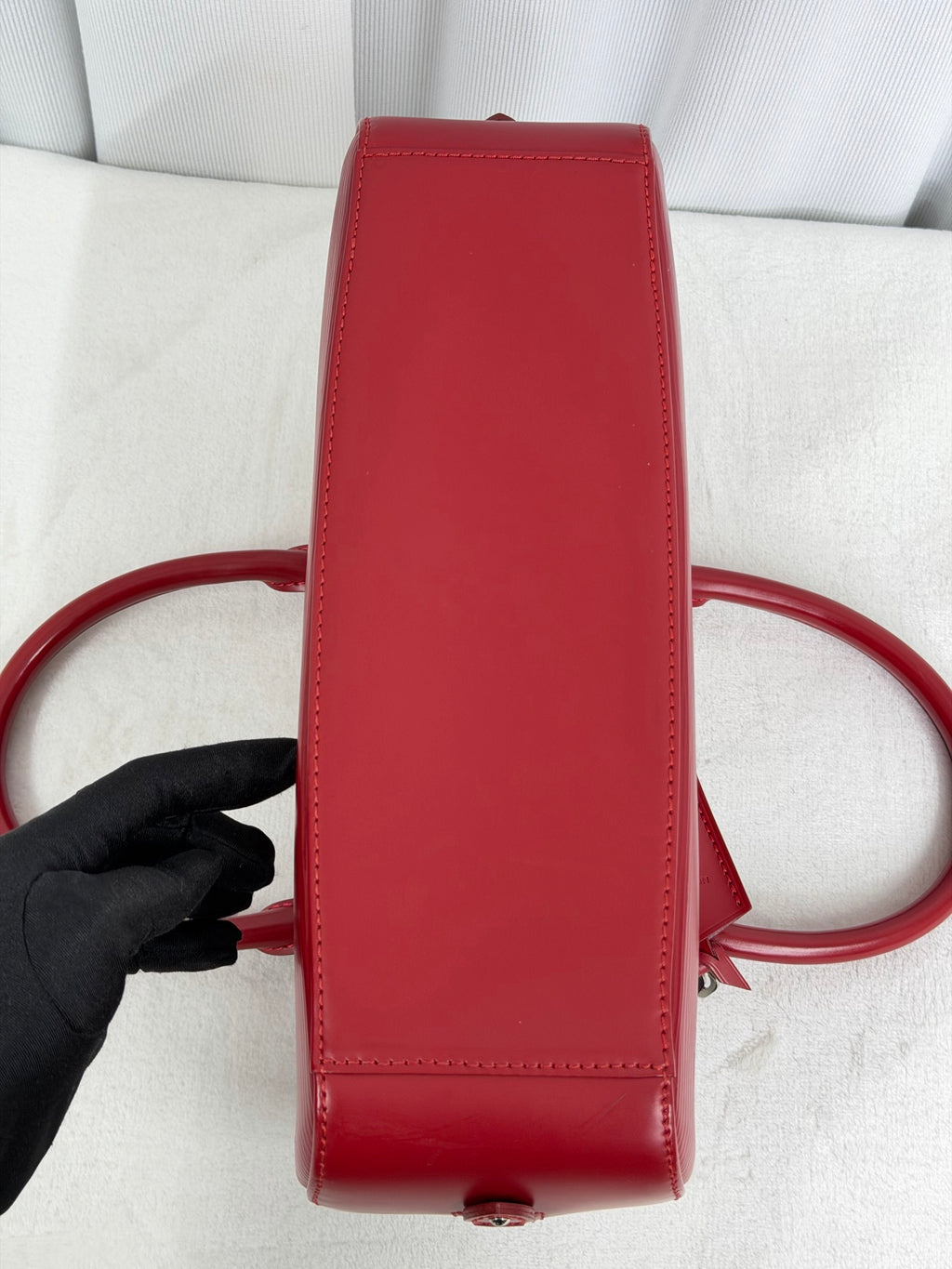 Louis Vuitton Red Epi Leather Jasmin Handbag