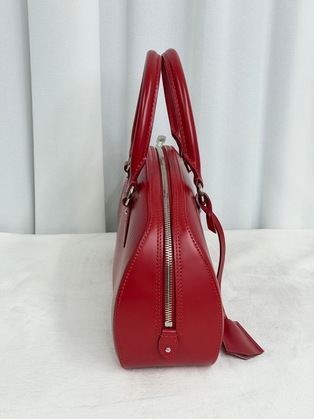 Louis Vuitton Red Epi Leather Jasmin Handbag