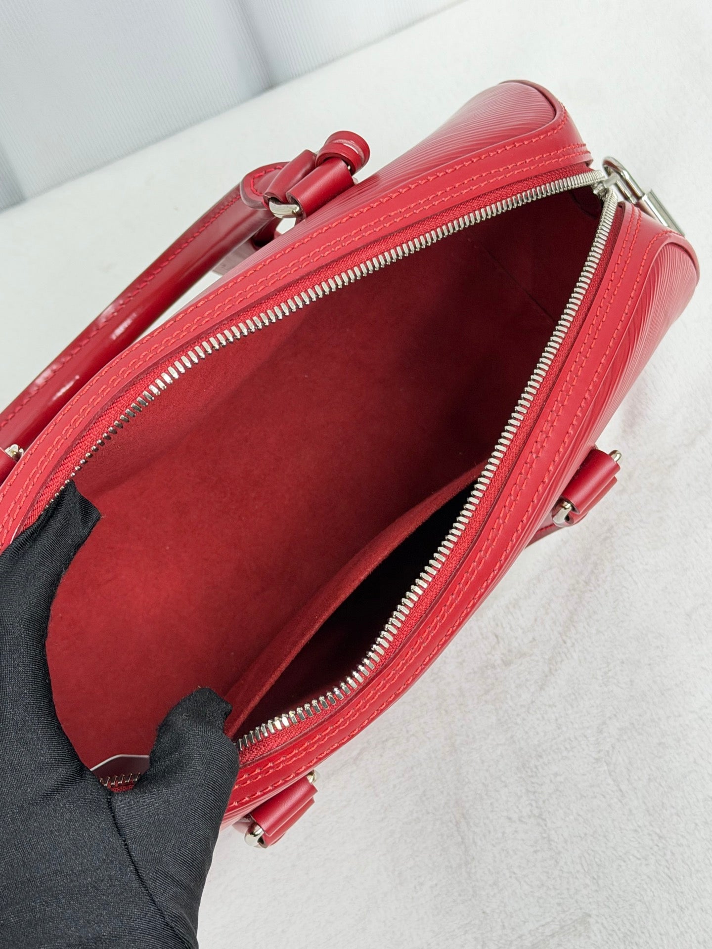 Louis Vuitton Red Epi Leather Jasmin Handbag