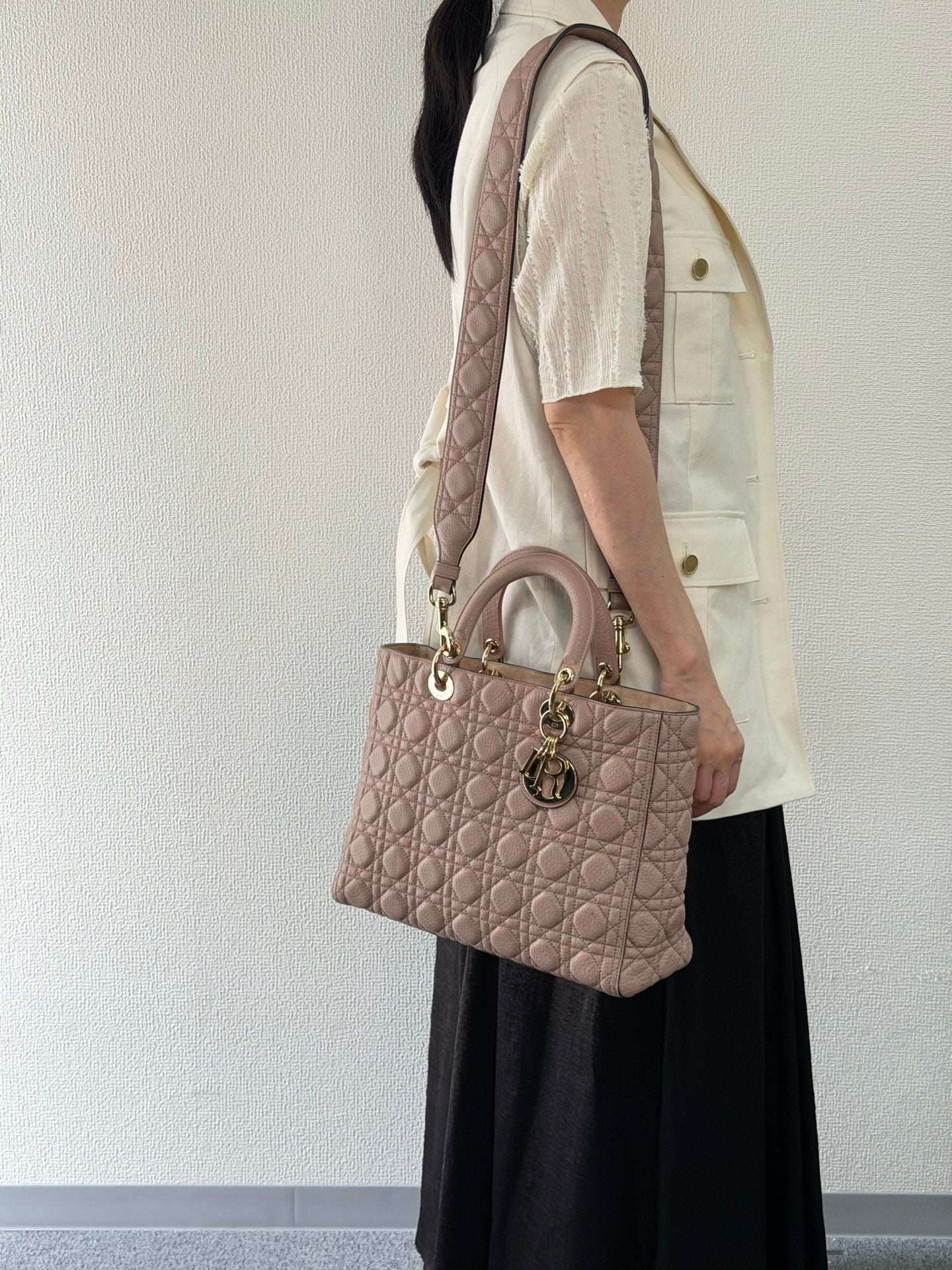 CHRISTIAN DIOR Lady Dior Bag