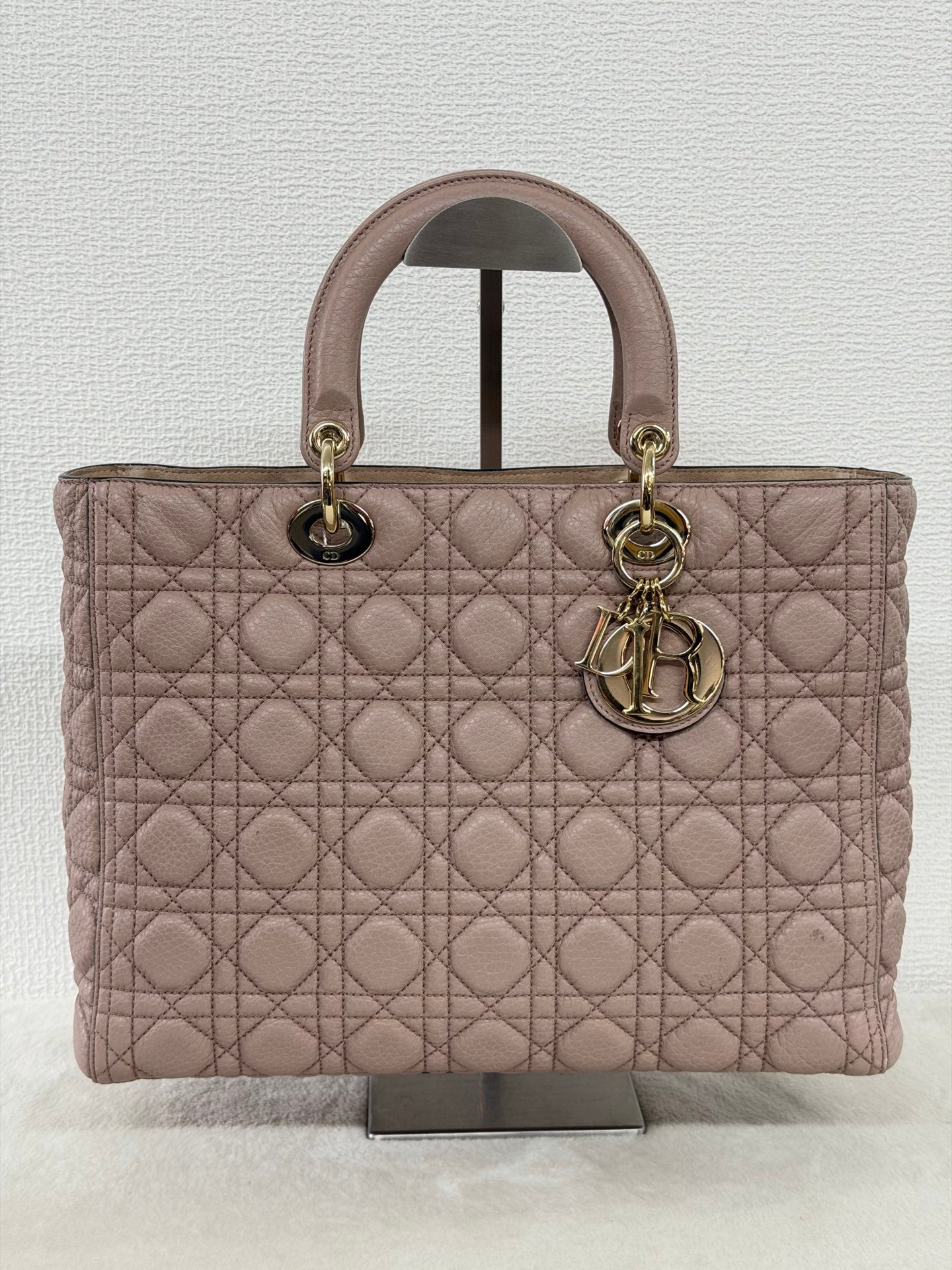 CHRISTIAN DIOR Lady Dior Bag