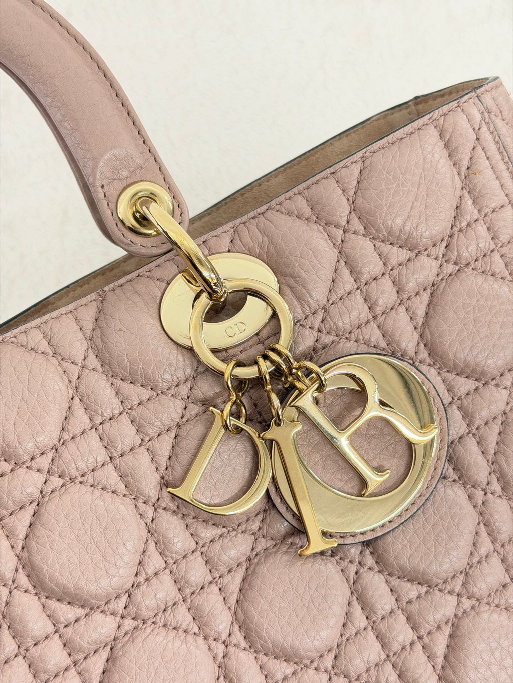 CHRISTIAN DIOR Lady Dior Bag