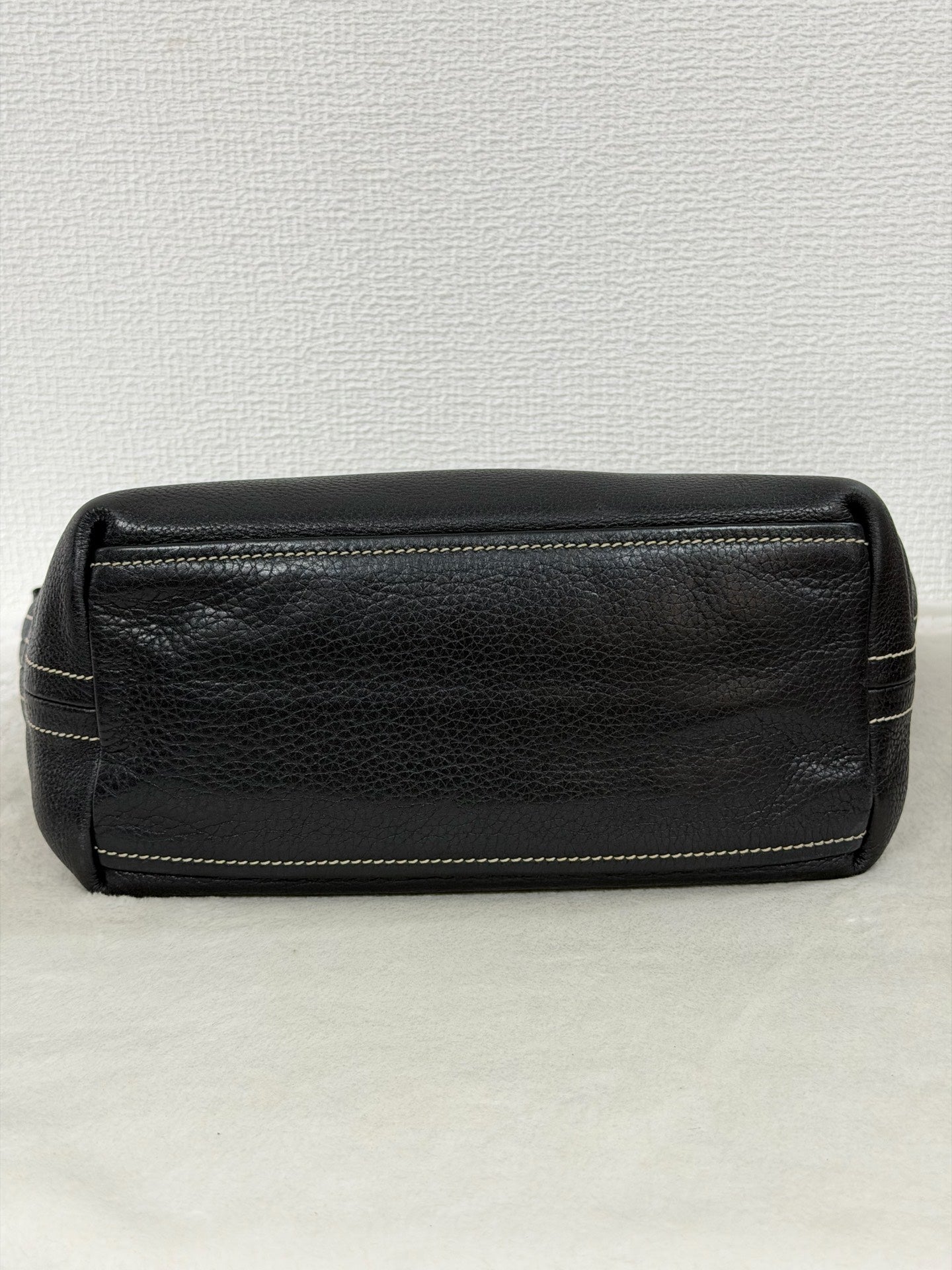 PRADA  Vitello Daino Hobo Bag.
