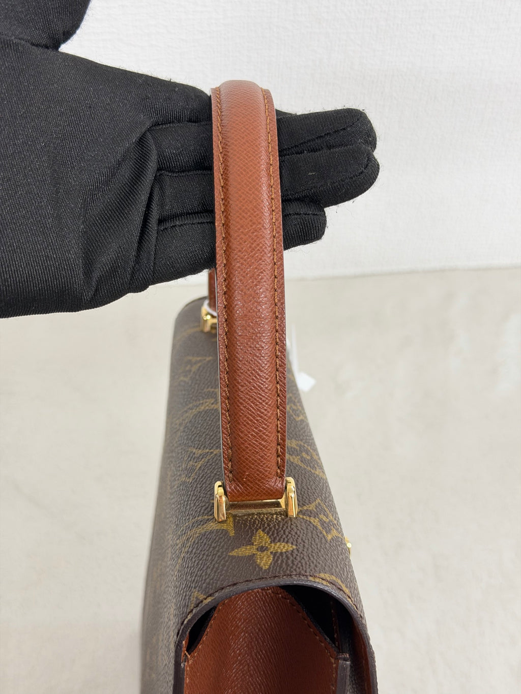 Louis Vuitton Monogram Beverly MM Bag