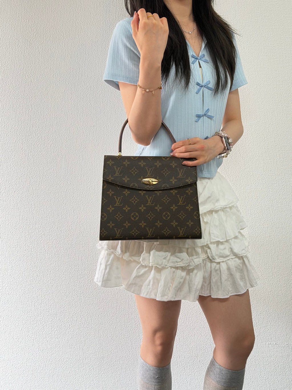 Louis Vuitton Monogram Beverly MM Bag