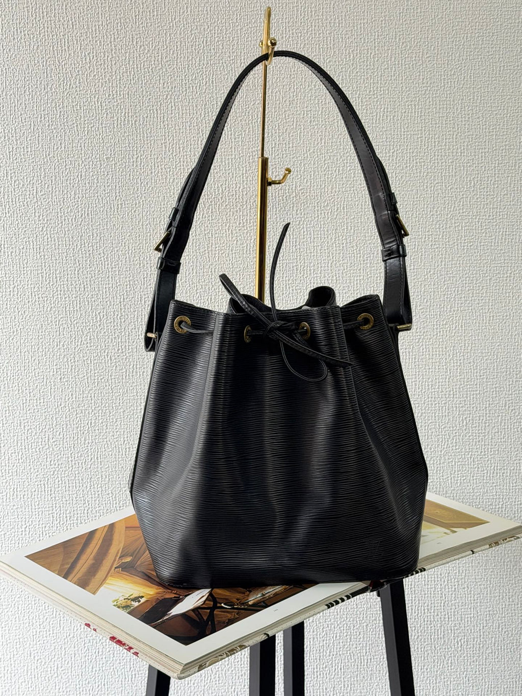 Louis Vuitton Épi Leather Noé Bag(Noir/Black coloration)