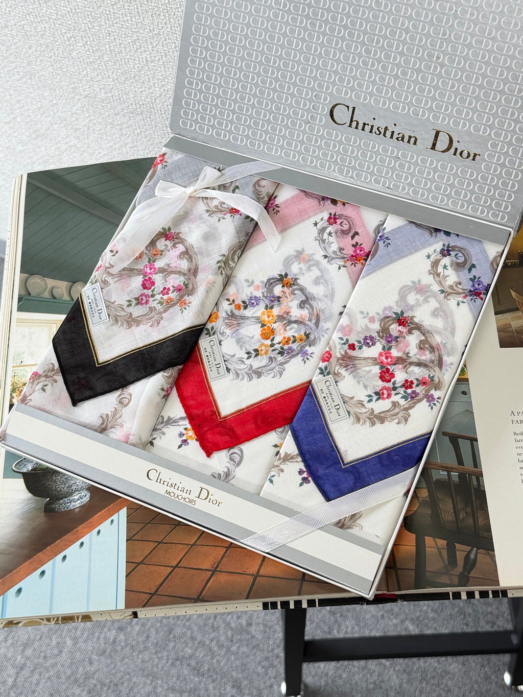 CHRISTIAN DIOR Handkerchief Box Set