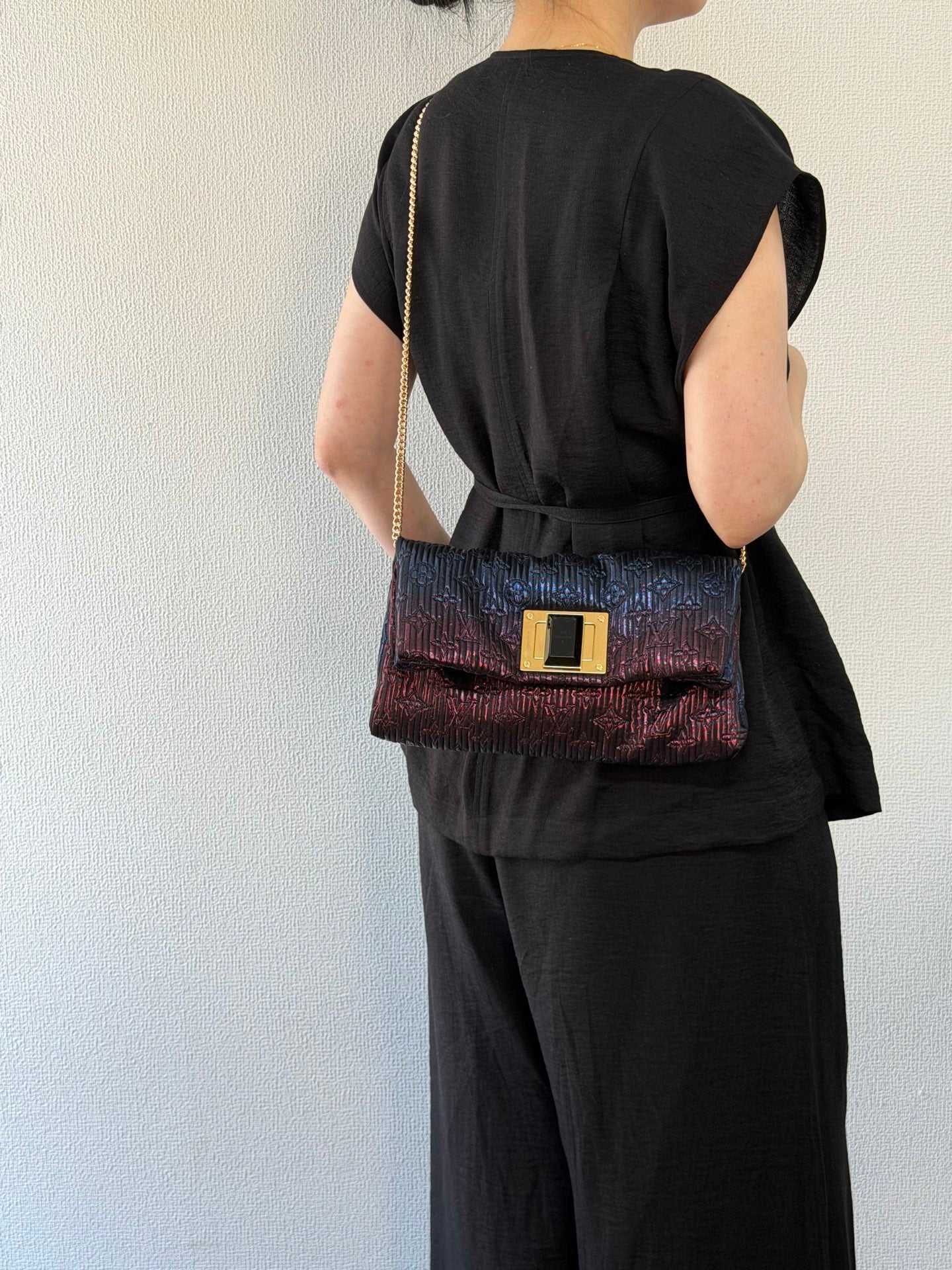 Louis Vuitton Pochette Altaïr Clutch