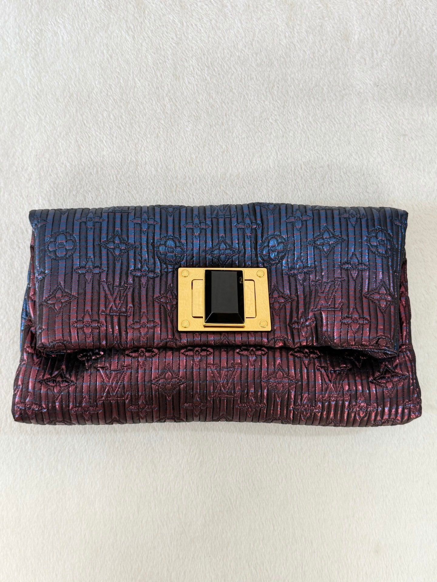 Louis Vuitton Pochette Altaïr Clutch