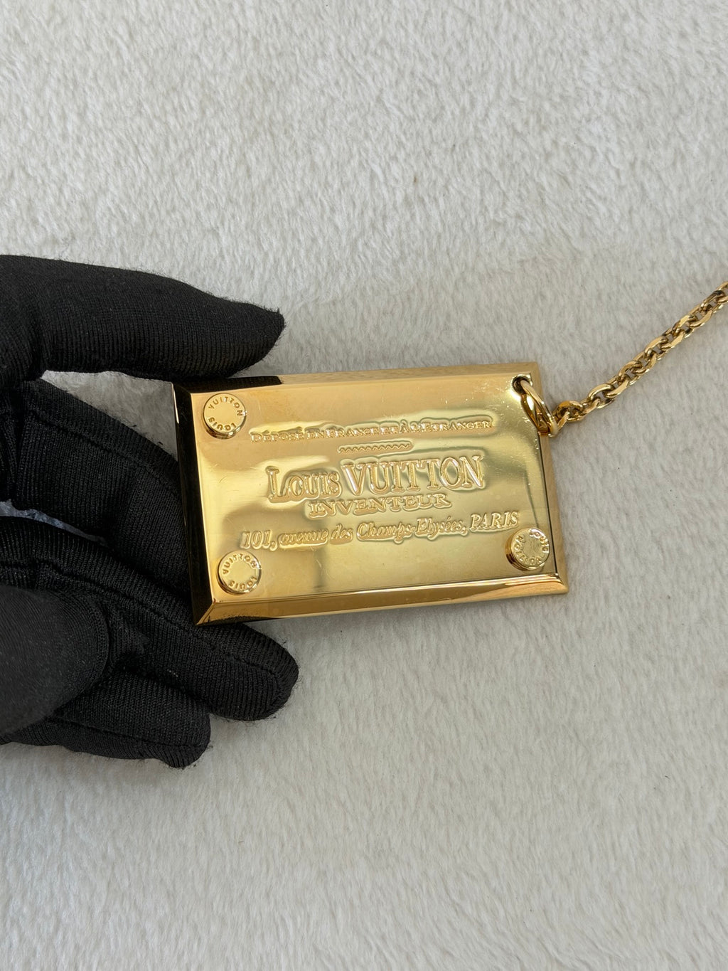 Louis Vuitton Pochette Altaïr Clutch