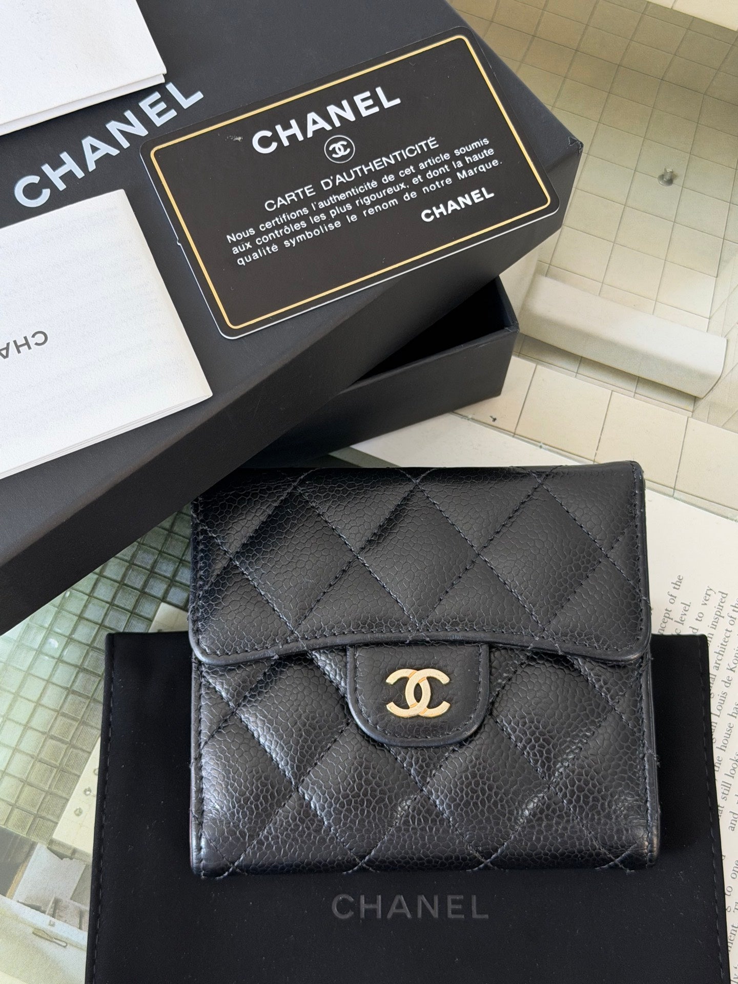 CHANEL Cavier Bifold Wallet