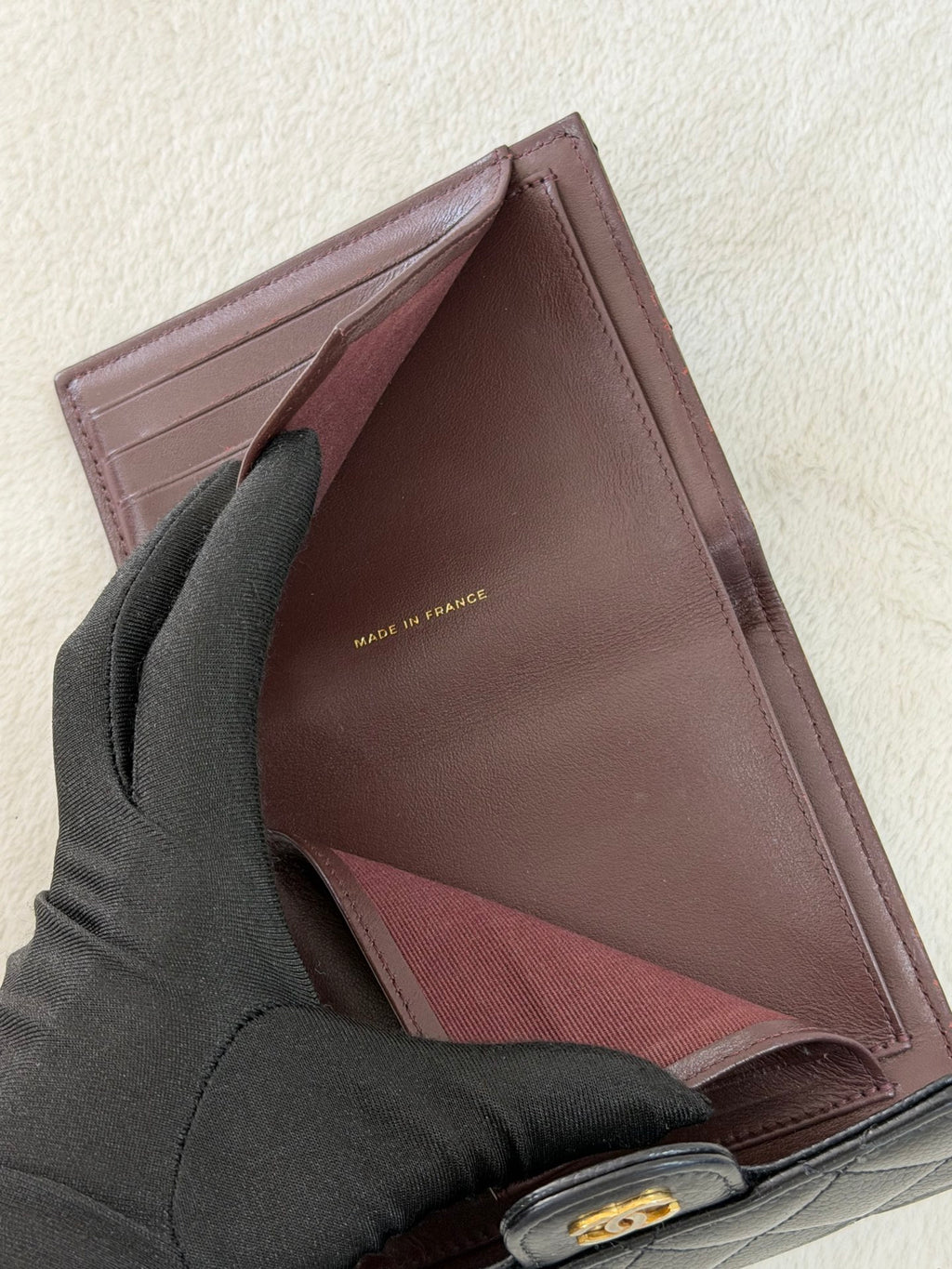 CHANEL Cavier Bifold Wallet