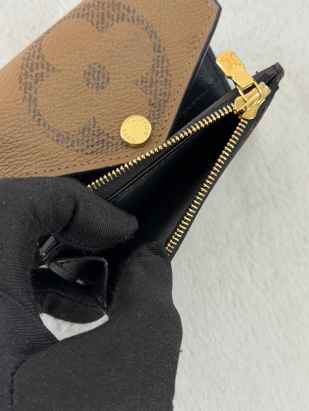 Louis Vuitton Portefeuille Zoé Bifold Wallet